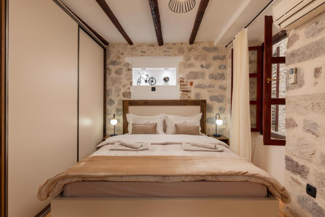 Quince&Sparkle Apartments Old Town Kotor Exterior foto