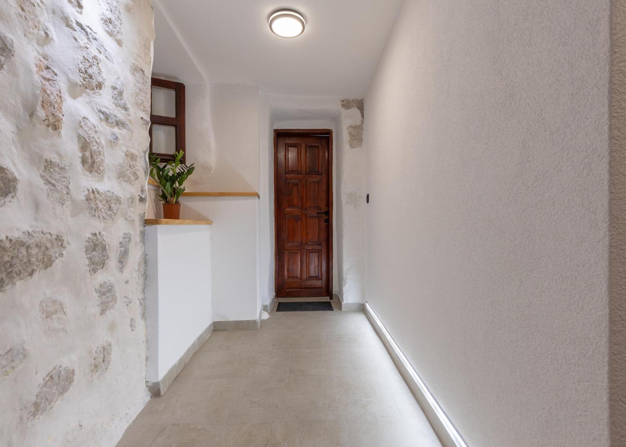 Quince&Sparkle Apartments Old Town Kotor Quarto foto